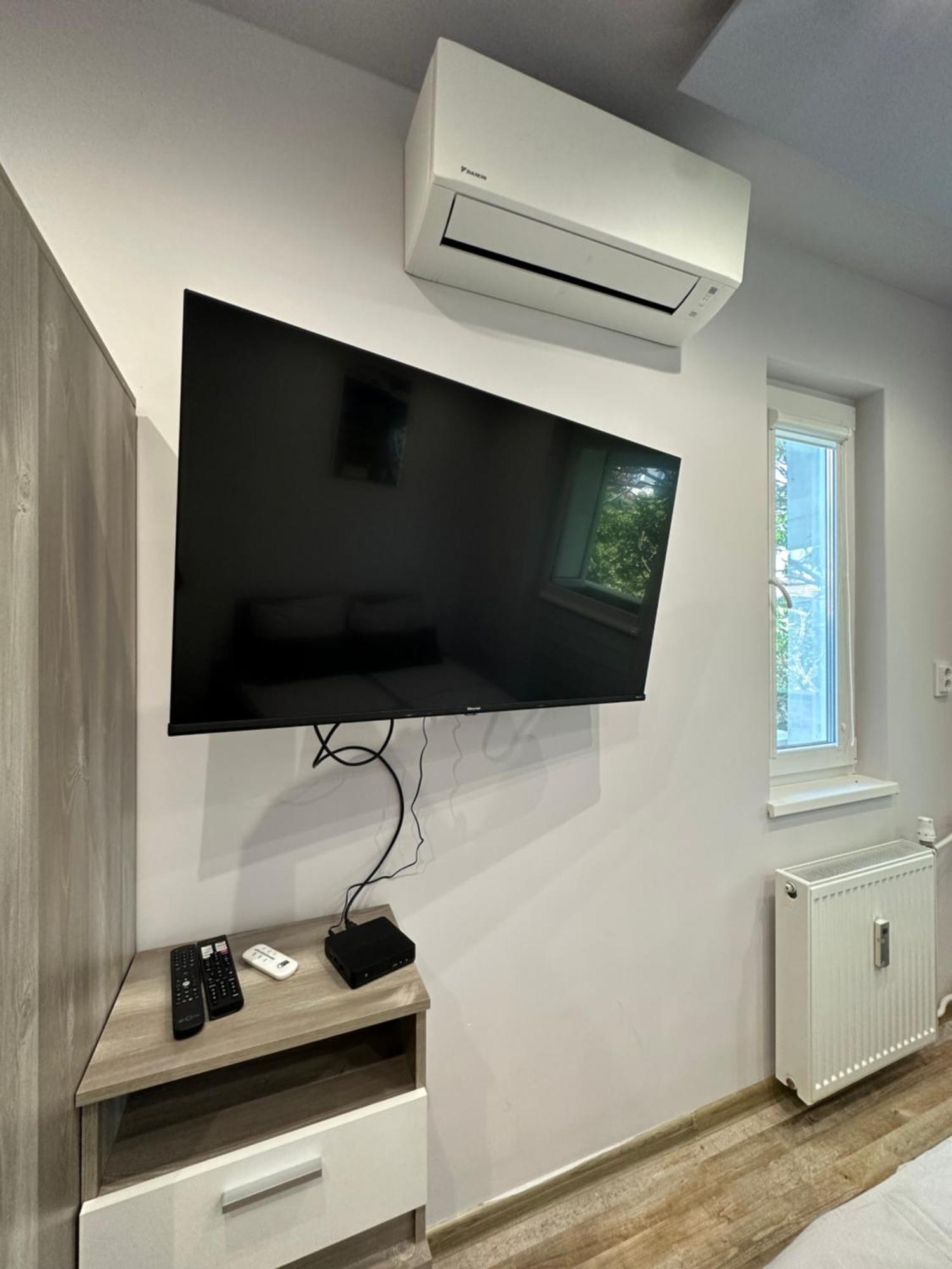 Central Vista Apartment By Mit Sofia Ngoại thất bức ảnh